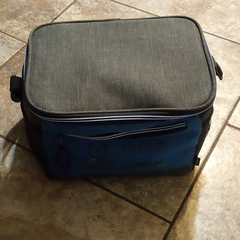 L'Oreal lunch box